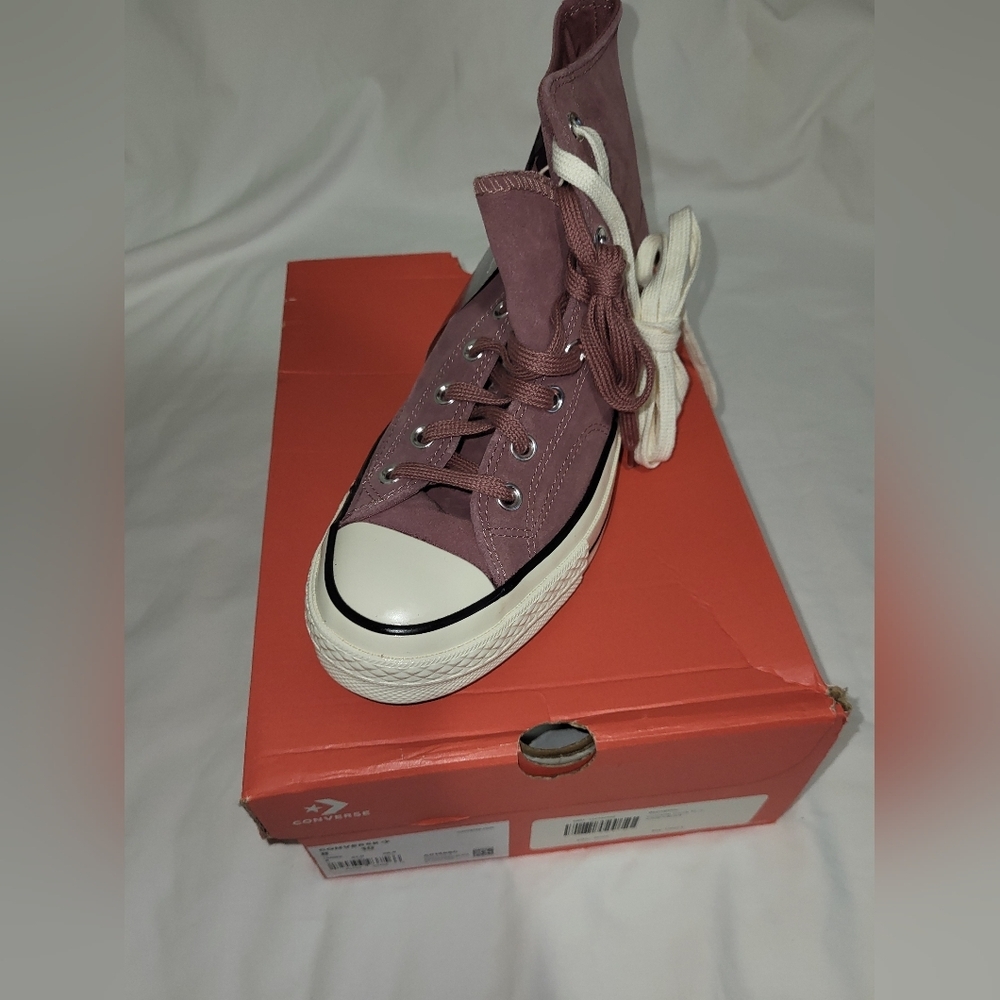 Converse Sneakers in Brown